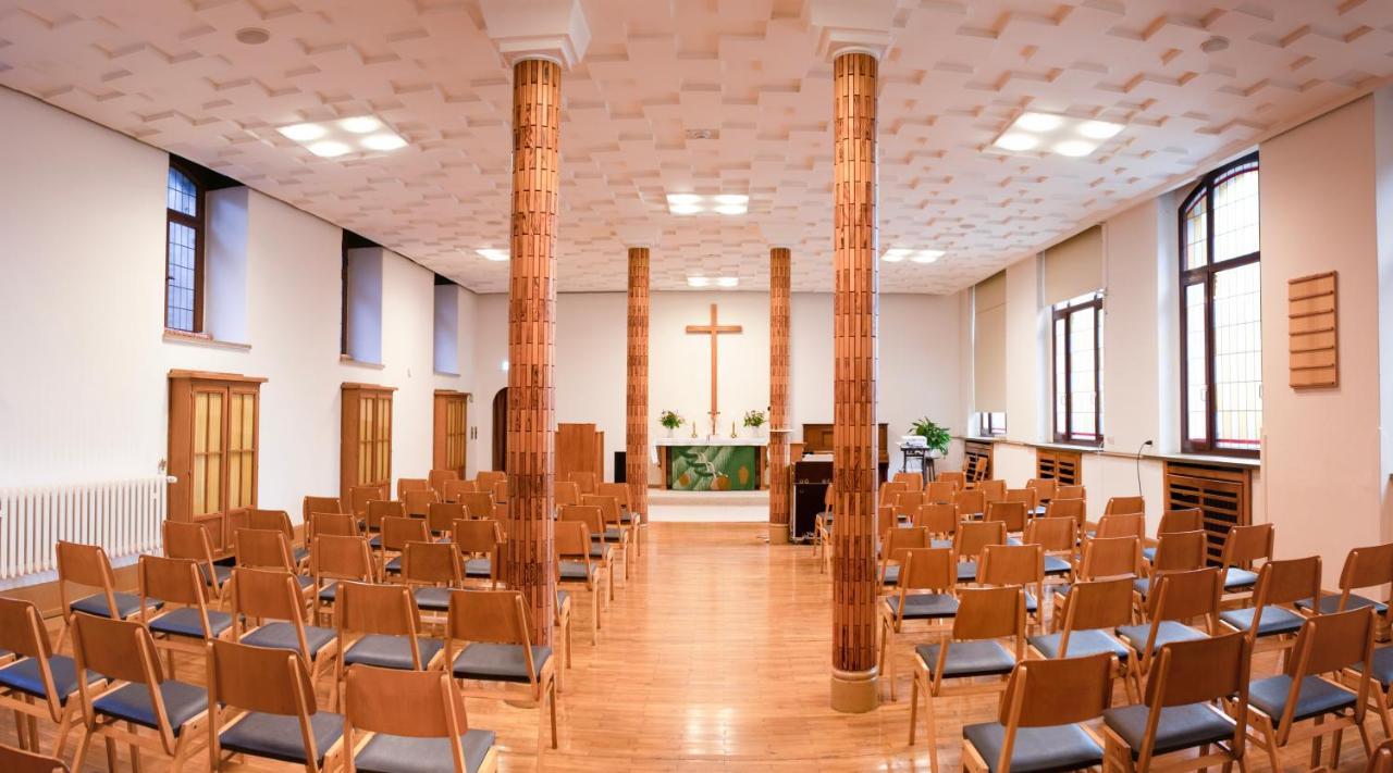 Saechsisches Gemeinschafts-Diakonissenhaus Zion E. V. Aue  Dış mekan fotoğraf