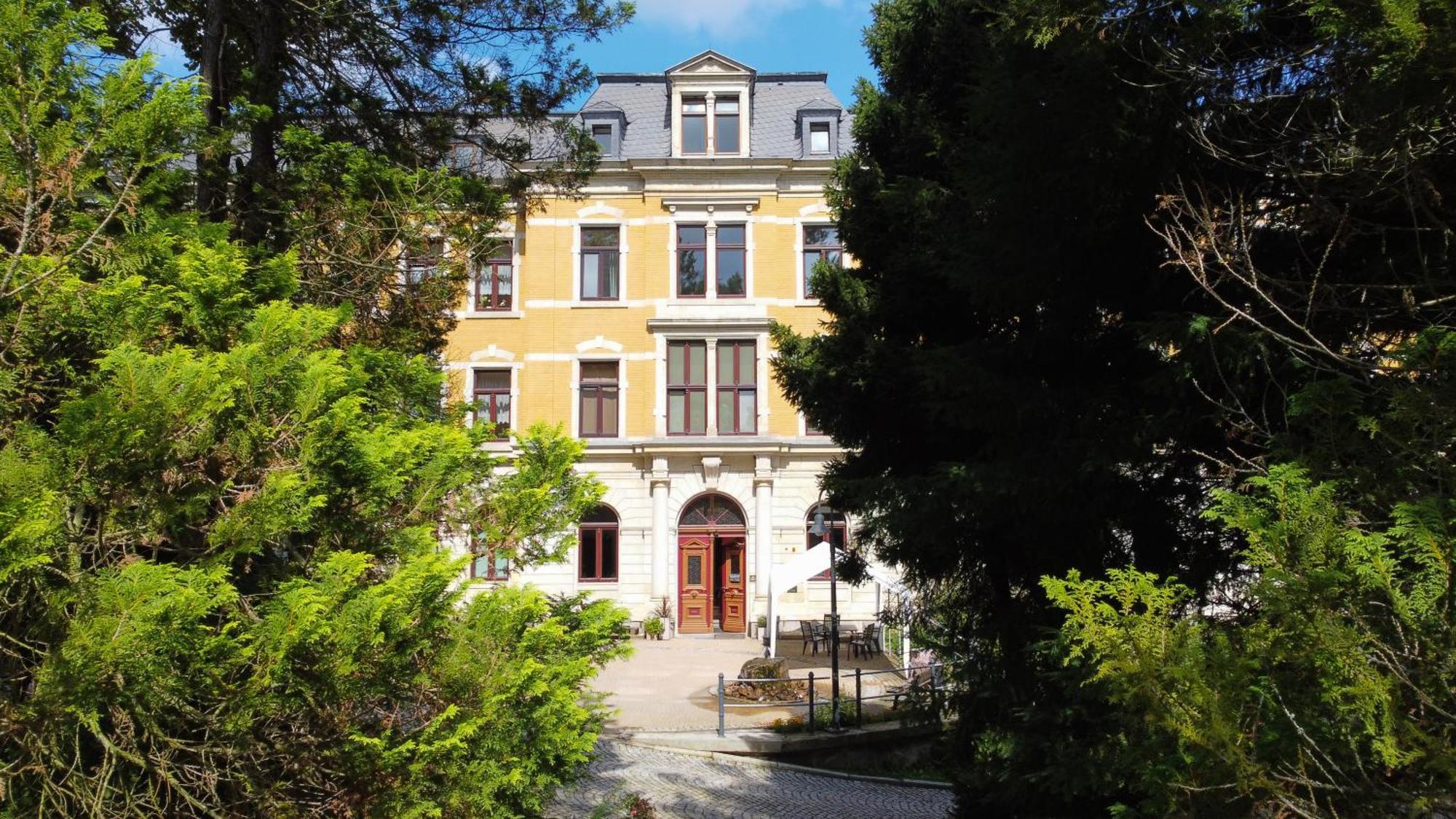 Saechsisches Gemeinschafts-Diakonissenhaus Zion E. V. Aue  Dış mekan fotoğraf